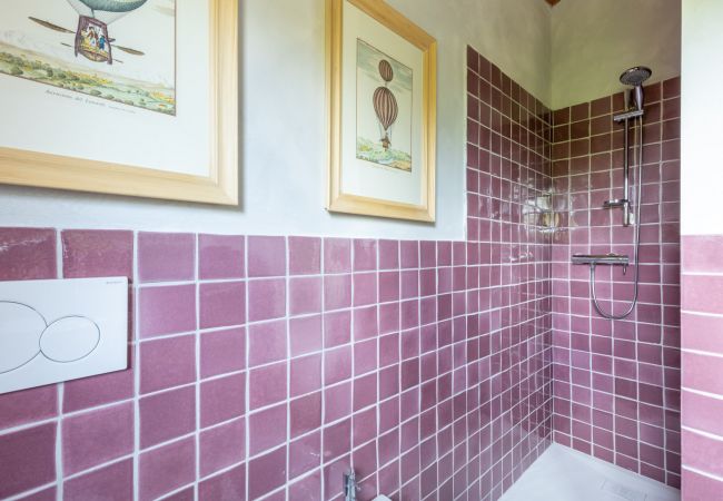 别墅 在 Orentano - IL CONTE Luxury Tuscany 3 bedrooms Farmhouse Villa with Private Pool and SPA in Orentano 别墅 在 Orentano - IL CONTE Luxury Tuscany 3 bedrooms Farmhouse Villa with Private Pool and SPA in Orentano