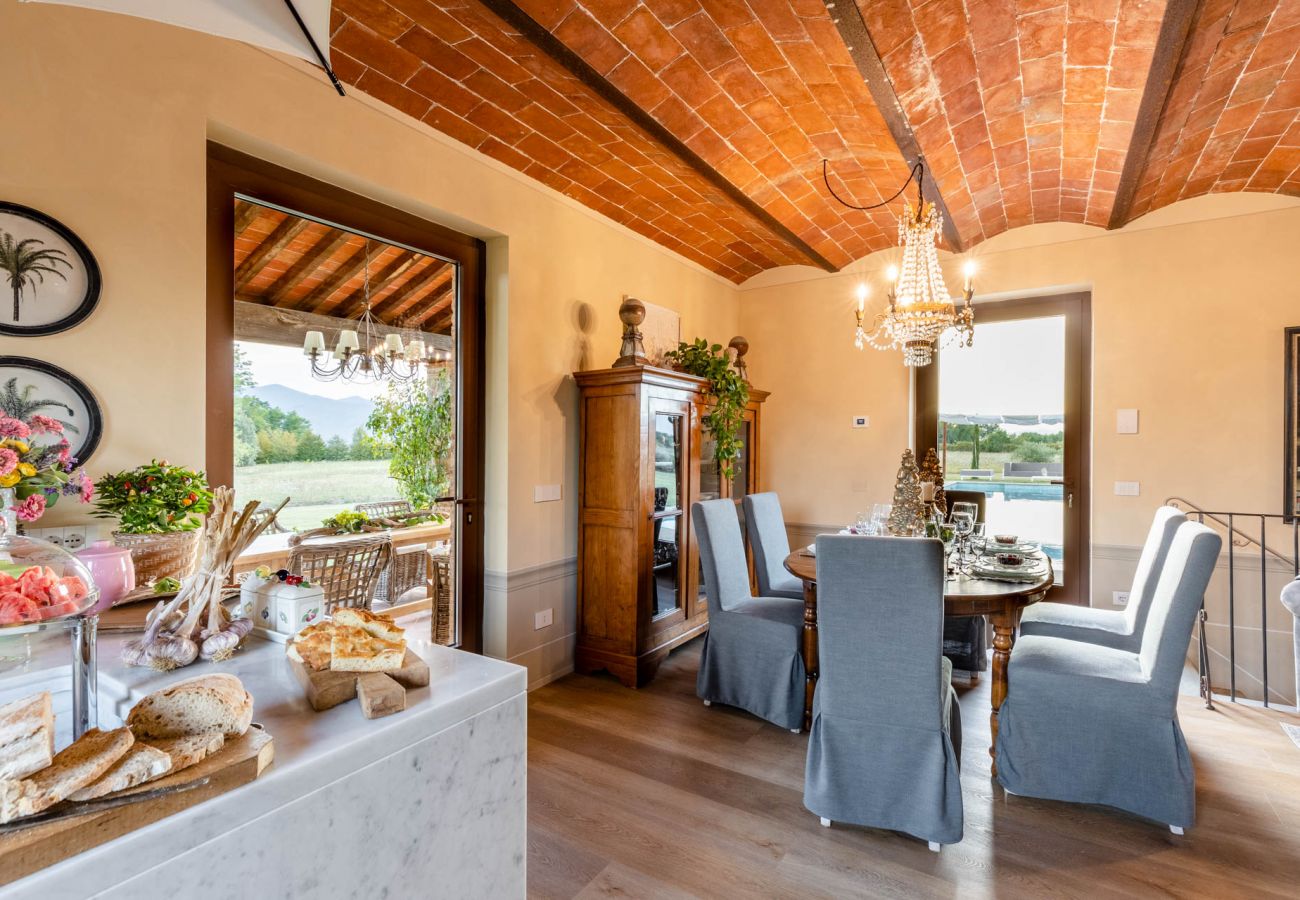 别墅 在 Orentano - IL CONTE Luxury Tuscany 3 bedrooms Farmhouse Villa with Private Pool and SPA in Orentano 别墅 在 Orentano - IL CONTE Luxury Tuscany 3 bedrooms Farmhouse Villa with Private Pool and SPA in Orentano