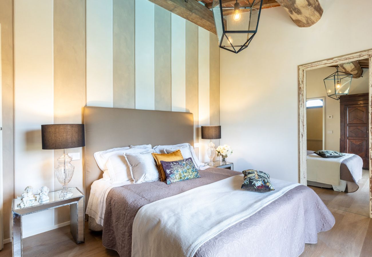 别墅 在 Orentano - IL CONTE Luxury Tuscany 3 bedrooms Farmhouse Villa with Private Pool and SPA in Orentano 别墅 在 Orentano - IL CONTE Luxury Tuscany 3 bedrooms Farmhouse Villa with Private Pool and SPA in Orentano