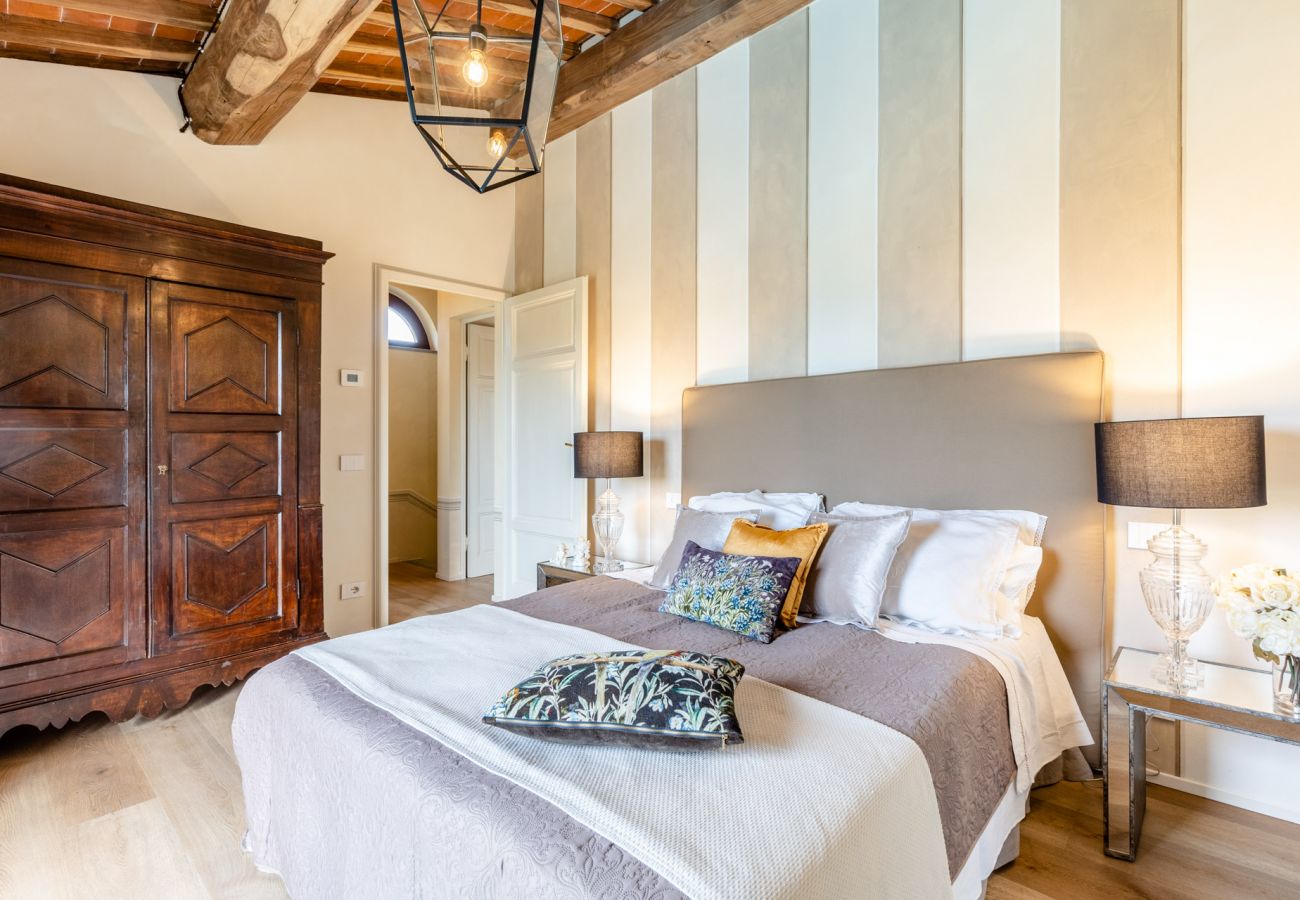 别墅 在 Orentano - IL CONTE Luxury Tuscany 3 bedrooms Farmhouse Villa with Private Pool and SPA in Orentano 别墅 在 Orentano - IL CONTE Luxury Tuscany 3 bedrooms Farmhouse Villa with Private Pool and SPA in Orentano