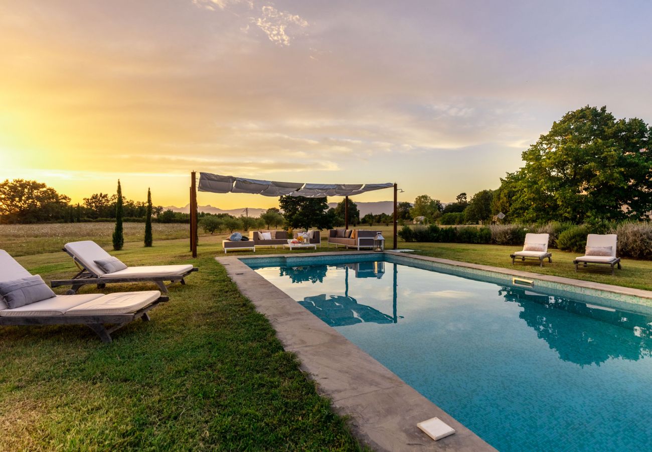 别墅 在 Orentano - IL CONTE Luxury Tuscany 3 bedrooms Farmhouse Villa with Private Pool and SPA in Orentano 别墅 在 Orentano - IL CONTE Luxury Tuscany 3 bedrooms Farmhouse Villa with Private Pool and SPA in Orentano