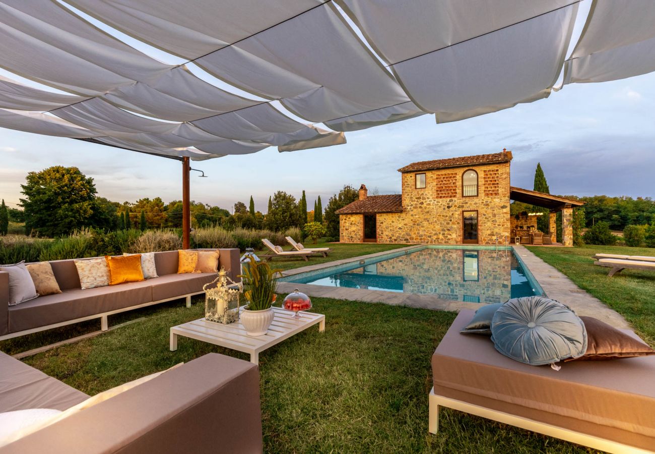 别墅 在 Orentano - IL CONTE Luxury Tuscany 3 bedrooms Farmhouse Villa with Private Pool and SPA in Orentano 别墅 在 Orentano - IL CONTE Luxury Tuscany 3 bedrooms Farmhouse Villa with Private Pool and SPA in Orentano