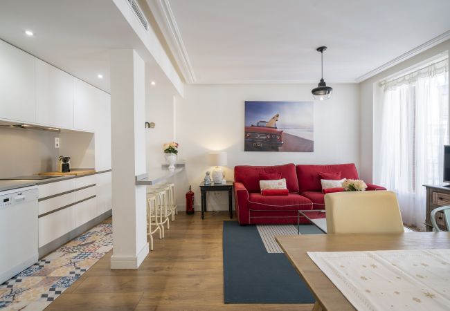  在 Madrid - Brand New apartment at Madrid city center. WIFI M (ATO55)
