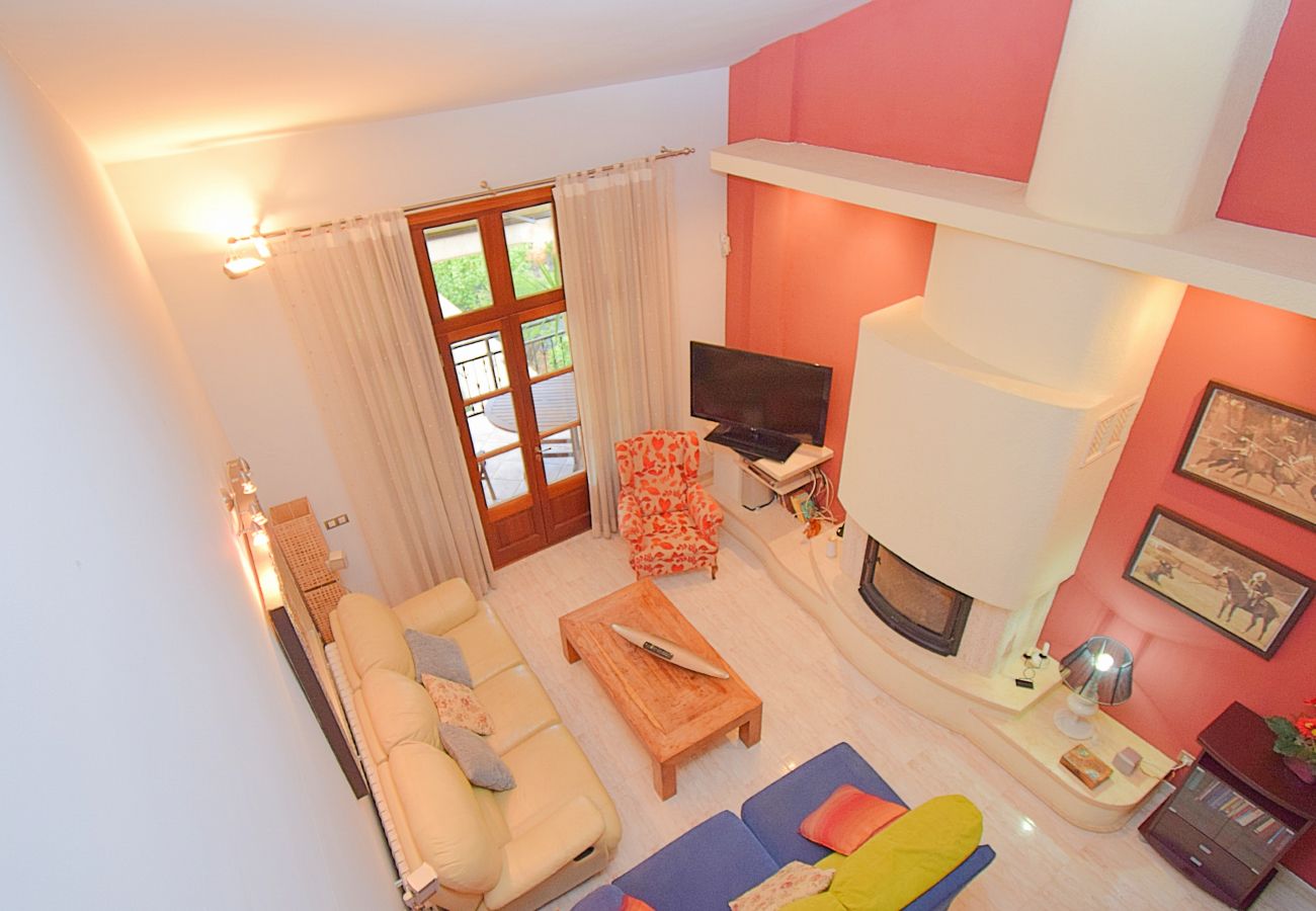 房屋 在 Muro - Capavila 196 fantástica villa con piscina privada, terraza, aire acondicionado y WiFi 房屋 在 Muro - Capavila 196 fantástica villa con piscina privada, terraza, aire acondicionado y WiFi