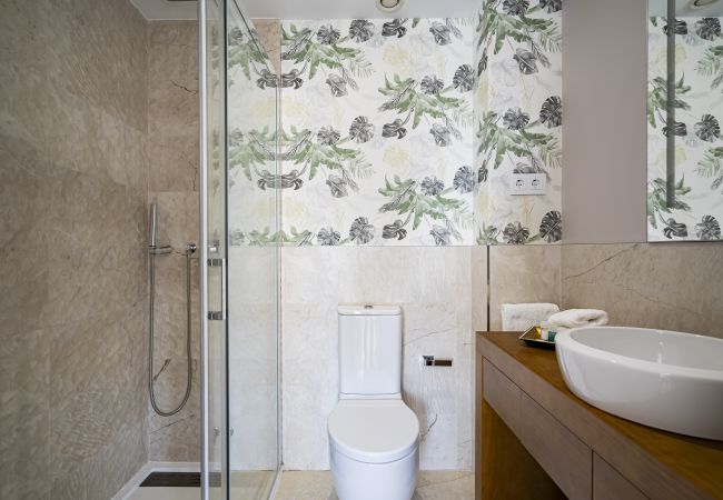 公寓 在 Madrid - PALACIO REAL - MADRID, 2HH, 2 BAÑOS, 6 PAX  公寓 在 Madrid - PALACIO REAL - MADRID, 2HH, 2 BAÑOS, 6 PAX