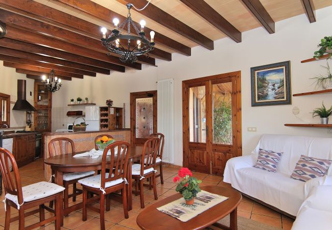 庄园 在 Ariany - Can Xisco Domatiga 250, Villa de piedra con piscina e internet de alta velocidad 庄园 在 Ariany - Can Xisco Domatiga 250, Villa de piedra con piscina e internet de alta velocidad