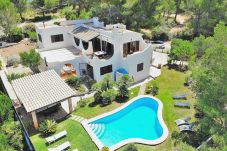 别墅 在 Arta - Villa Wagner 258  magnífica villa con piscina privada, gran zona exterior, terraza y WiFI
