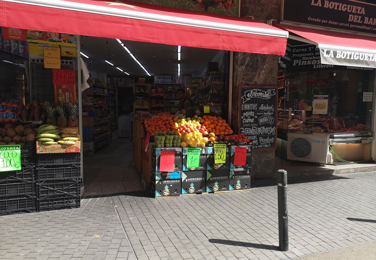 公寓 在 Barcelona - ATIC, PRIVATE TERRACE, 2 BEDROOMS 公寓 在 Barcelona - ATIC, PRIVATE TERRACE, 2 BEDROOMS