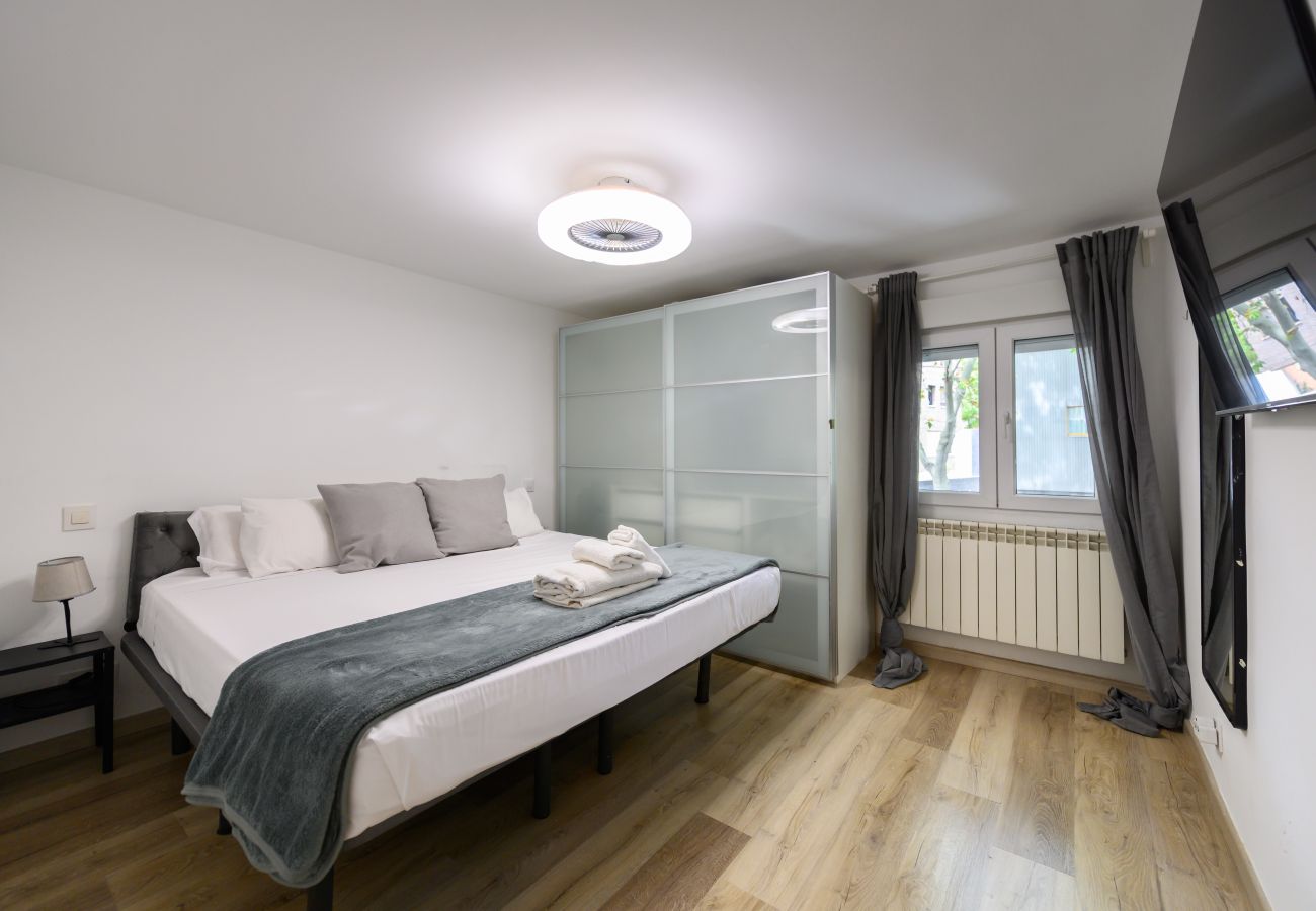 小屋 在 Madrid - Chalet Ciudad Lineal 3HH M (MIS57) 小屋 在 Madrid - Chalet Ciudad Lineal 3HH M (MIS57)