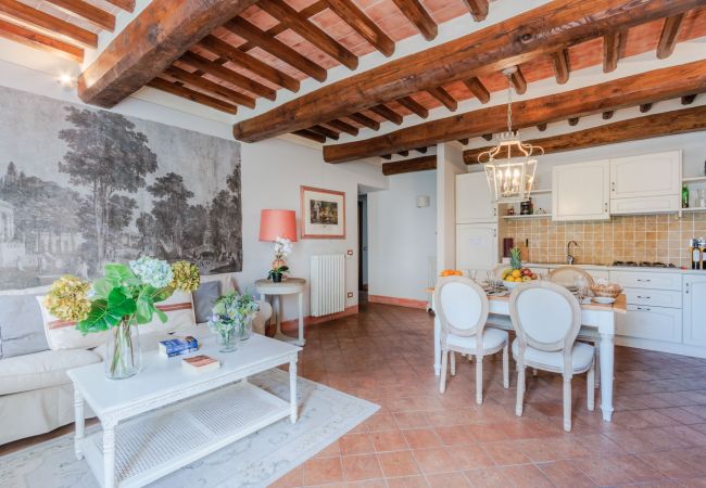 公寓 在 Monte San quirico - Elisa Farmhouse Apartment in Wine Resort in Lucca 公寓 在 Monte San quirico - Elisa Farmhouse Apartment in Wine Resort in Lucca