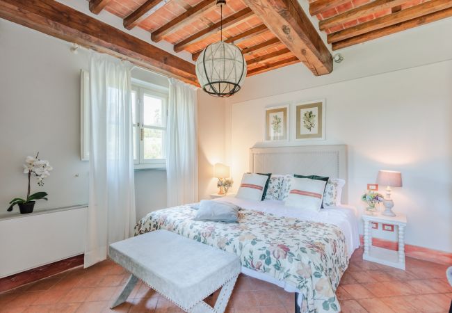 公寓 在 Monte San quirico - Elisa Farmhouse Apartment in Wine Resort in Lucca 公寓 在 Monte San quirico - Elisa Farmhouse Apartment in Wine Resort in Lucca