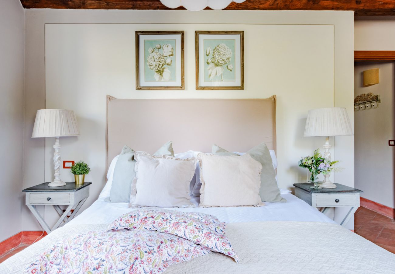 公寓 在 Monte San quirico - Jacopo Farmhouse Apartment in Wine Resort in Lucca 公寓 在 Monte San quirico - Jacopo Farmhouse Apartment in Wine Resort in Lucca