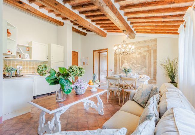 公寓 在 Monte San quirico - Pietro Farmhouse Apartment in Wine Resort in Lucca 公寓 在 Monte San quirico - Pietro Farmhouse Apartment in Wine Resort in Lucca