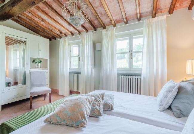 公寓 在 Monte San quirico - Pietro Farmhouse Apartment in Wine Resort in Lucca 公寓 在 Monte San quirico - Pietro Farmhouse Apartment in Wine Resort in Lucca