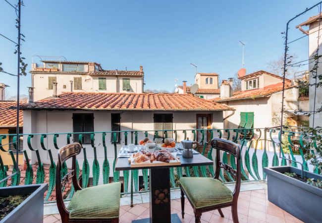  在 Lucca - Modern 1st Floor Apartment with Terrace