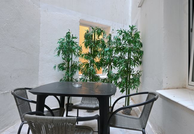 公寓 在 Madrid - Moderno y elegante ap. Barrio Ibiza Temporal 公寓 在 Madrid - Moderno y elegante ap. Barrio Ibiza Temporal