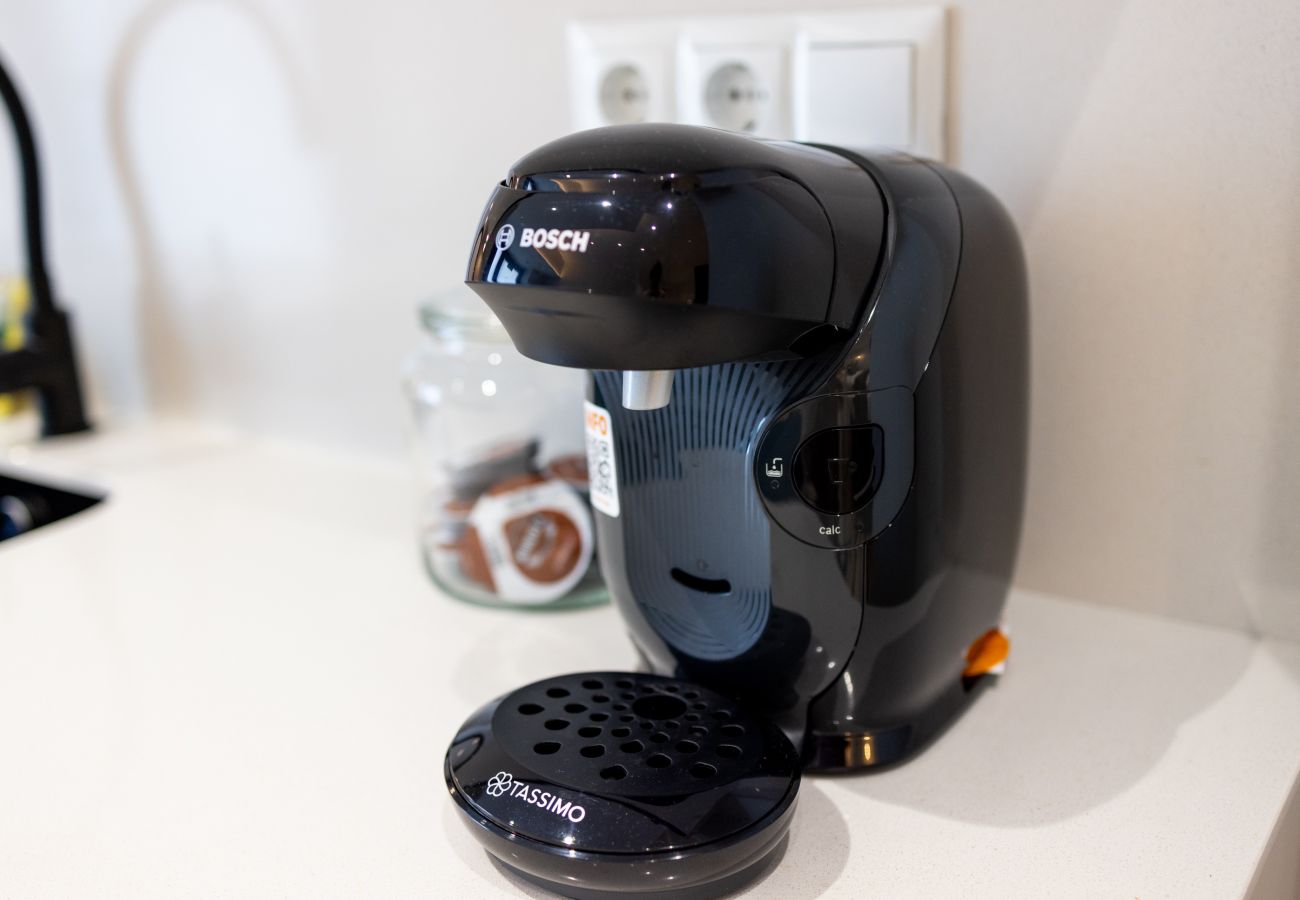 工作室 在 Valencia / València - The Green Apartment I by Florit Flats 工作室 在 Valencia / València - The Green Apartment I by Florit Flats