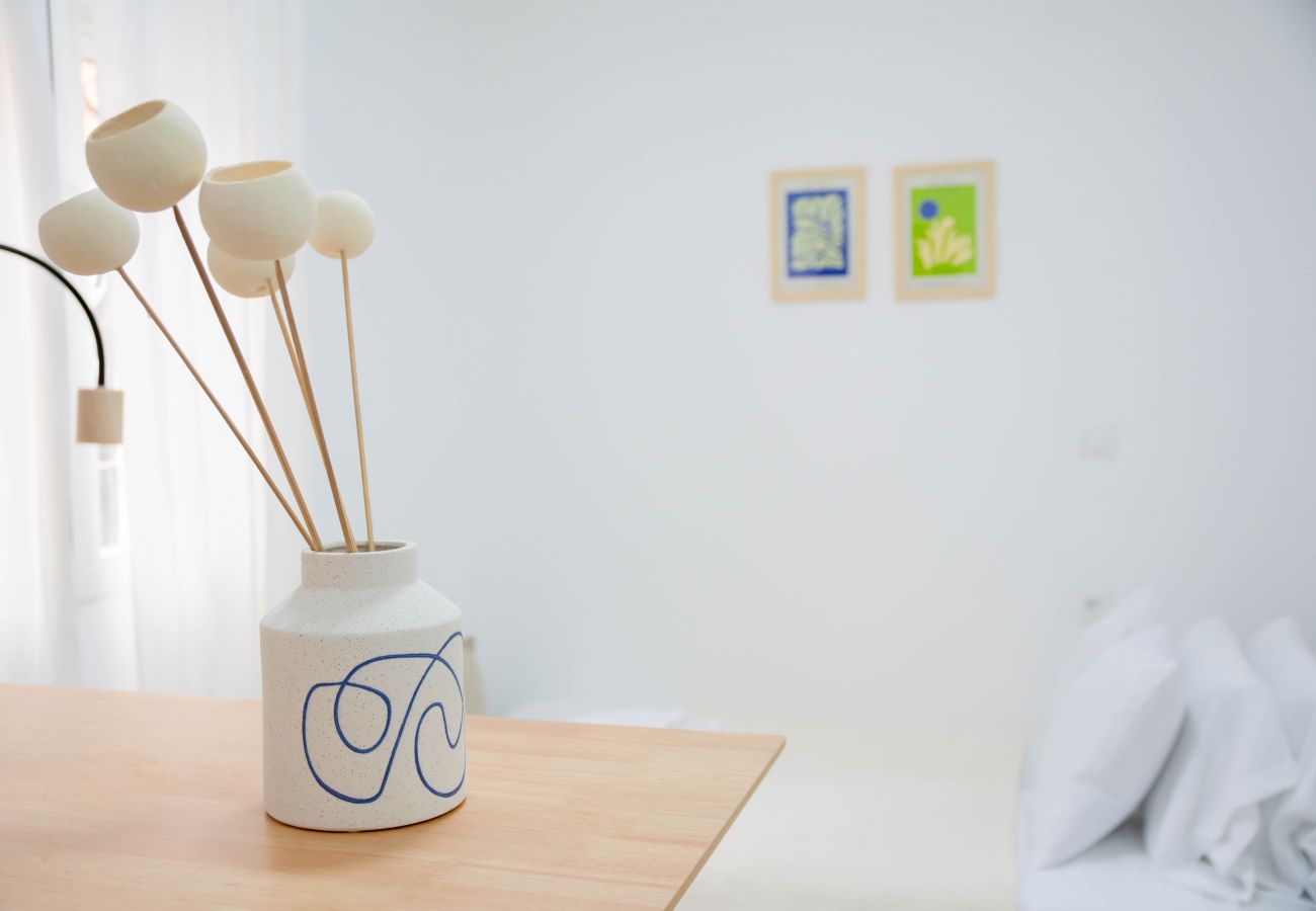 工作室 在 Madrid - ESTUDIO-TETUAN  工作室 在 Madrid - ESTUDIO-TETUAN