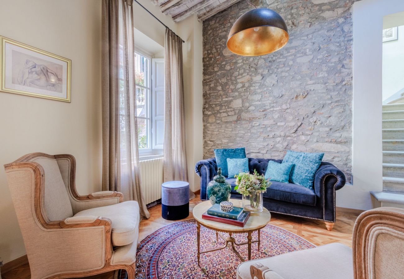 公寓 在 Lucca - The Healing Garden, 4 bedrooms Villa inside the Walls 公寓 在 Lucca - The Healing Garden, 4 bedrooms Villa inside the Walls