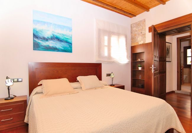 房屋 在 Santa Margalida - Can Peredjal 263 acogedora casa con jacuzzi, ping pong y aire acondicionado 房屋 在 Santa Margalida - Can Peredjal 263 acogedora casa con jacuzzi, ping pong y aire acondicionado