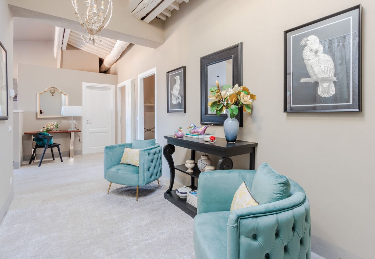 公寓 在 Lucca - Casa Marta, Luxury 2 Bedrooms Apartment with Terrace Inside the Walls of Lucca 公寓 在 Lucca - Casa Marta, Luxury 2 Bedrooms Apartment with Terrace Inside the Walls of Lucca