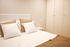 公寓 在 Madrid - Céntrica y amplia vivienda de 4 dormitorios en La Latina