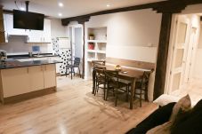 公寓 在 Madrid - Céntrica y amplia vivienda de 4 dormitorios en La Latina