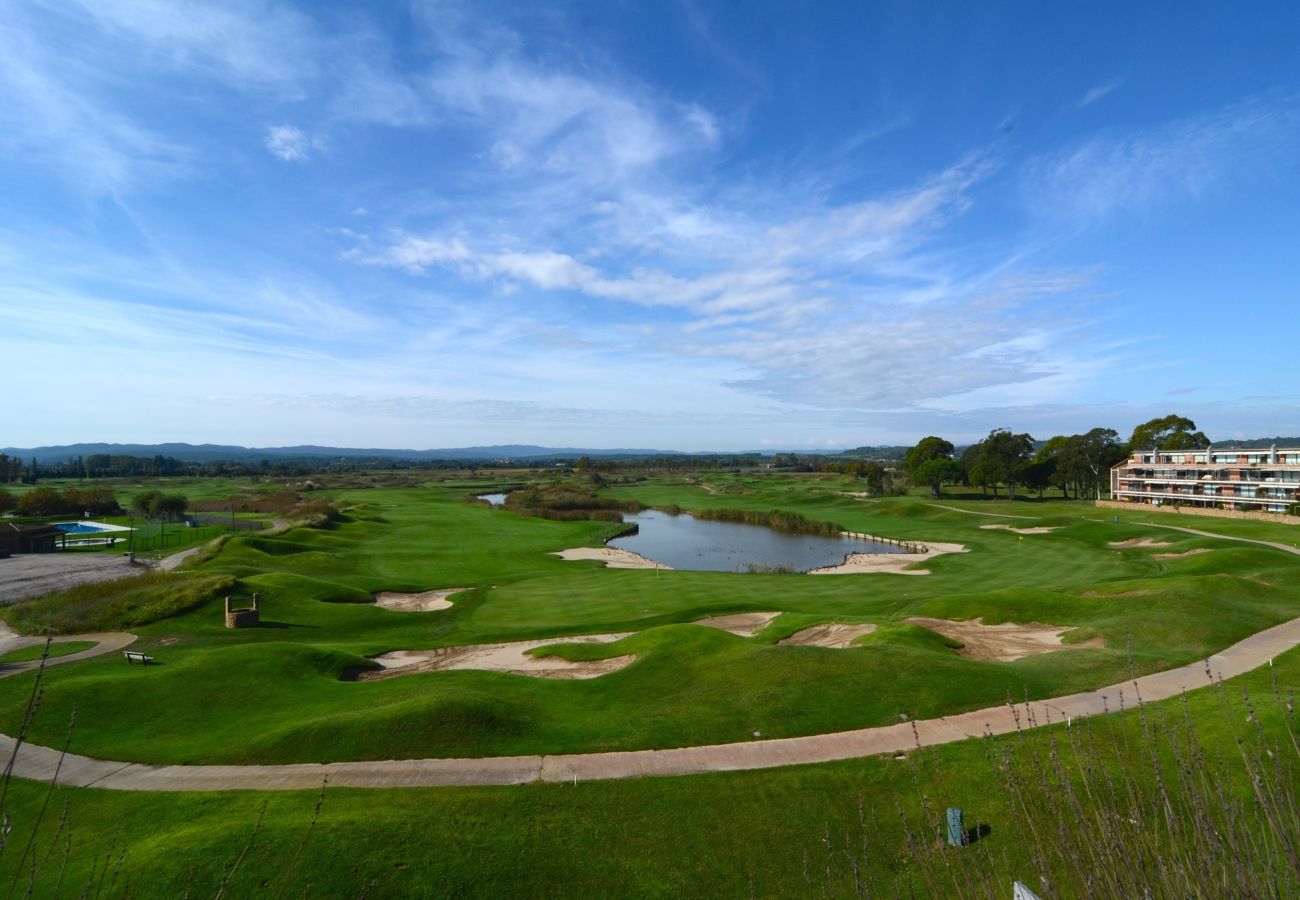 公寓 在 Gualta - RESIDENCIAL GOLF 30 2-1