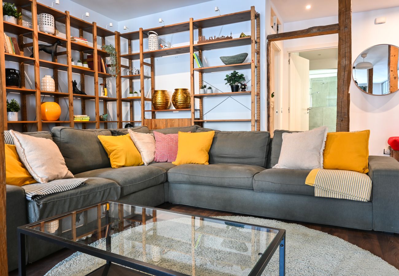 公寓 在 Madrid - Agradable Apartamento de 2 Dormitorios y 2 baños en el Barrio Universidad. Temporal 