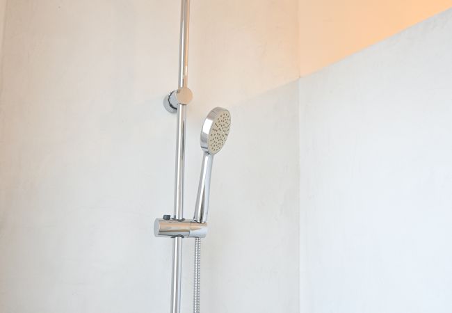 公寓 在 Madrid -  Encantador apartamento de 2 dormitorios : Experimenta la auténtica vida madrileña en tu propio espacio. Temporal 公寓 在 Madrid -  Encantador apartamento de 2 dormitorios : Experimenta la auténtica vida madrileña en tu propio espacio. Temporal