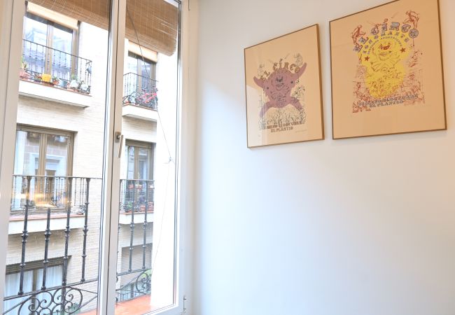 公寓 在 Madrid -  Encantador apartamento de 2 dormitorios : Experimenta la auténtica vida madrileña en tu propio espacio. Temporal 公寓 在 Madrid -  Encantador apartamento de 2 dormitorios : Experimenta la auténtica vida madrileña en tu propio espacio. Temporal