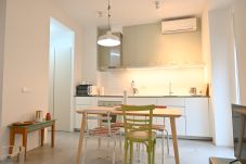 公寓 在 Madrid -  Encantador apartamento de 2 dormitorios : Experimenta la auténtica vida madrileña en tu propio espacio