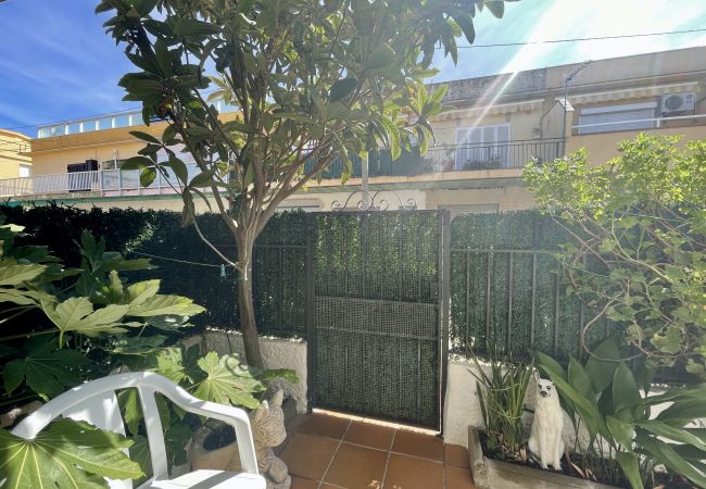 公寓 在 Estartit - EL CORTIJO 7 - Apartamento en planta baja 公寓 在 Estartit - EL CORTIJO 7 - Apartamento en planta baja