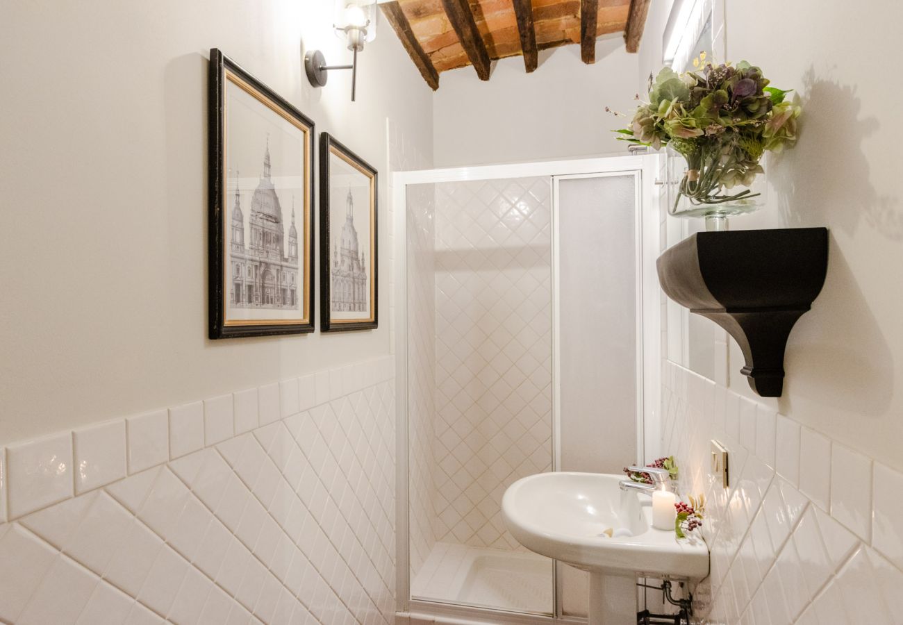 公寓 在 Lucca - Casa Genny convenient 1 bedroom apartment inside the walls of Lucca 公寓 在 Lucca - Casa Genny convenient 1 bedroom apartment inside the walls of Lucca