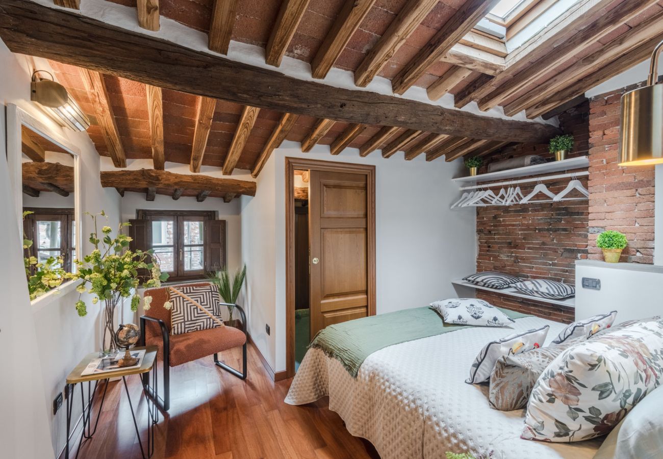 公寓 在 Lucca - Dorina Penthouse 2 bedrooms 2 bathrooms inside the Lucca Walls 公寓 在 Lucca - Dorina Penthouse 2 bedrooms 2 bathrooms inside the Lucca Walls
