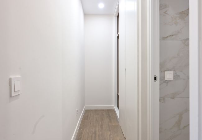 工作室 在 Madrid - Céntrico y Luminoso Estudio Duplex en Madrid Temporal 工作室 在 Madrid - Céntrico y Luminoso Estudio Duplex en Madrid Temporal