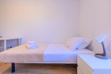 房间出租 在 Madrid - Acogedora habitación cerca al Polideportivo Los Cantos en Alcorcón SAP35C