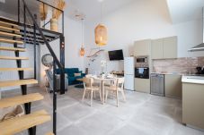 公寓 在 Valencia / València - The Port Avenue Duplex by Florit Flats