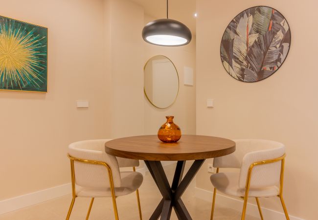 工作室 在 Madrid - Liria: Un Espacio de Elegancia y Confort en el Corazón de la Ciudad 工作室 在 Madrid - Liria: Un Espacio de Elegancia y Confort en el Corazón de la Ciudad