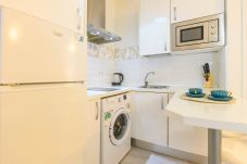 公寓 在 Madrid - Acogedor piso de 1 dormitorio a poco metros del centro de la Ciudad   