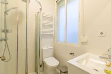 公寓 在 Madrid - Acogedor piso de 1 dormitorio a poco metros del centro de la Ciudad   