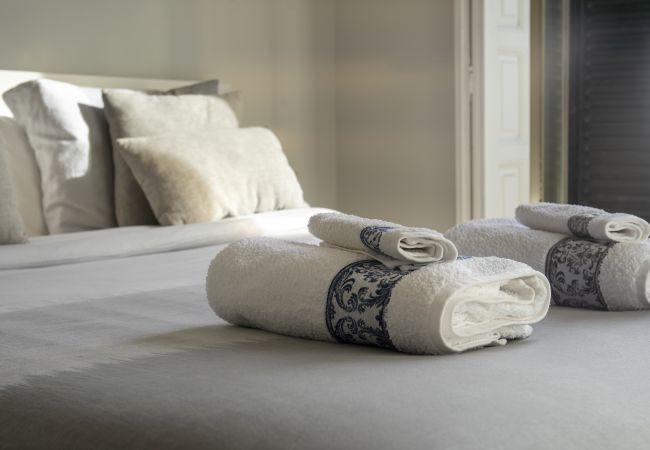 公寓 在 Madrid - Acogedor piso con balcones en el centro de Madrid , a unos pasos de la Plaza Mayor .Temporal 公寓 在 Madrid - Acogedor piso con balcones en el centro de Madrid , a unos pasos de la Plaza Mayor .Temporal