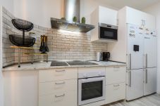 房间出租 在 Madrid - Los Ángeles: habitación con comodidad y zonas compartidas Gran Vía-Madrid