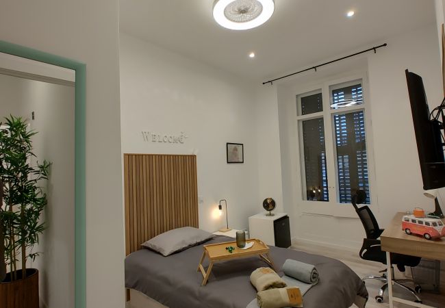  在 Madrid - Barcelona:  habitación con comodidad y zonas compartidas Gran Vía-Madrid