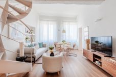 公寓 在 Lucca - Luxury 2 Bedrooms 2 Bathrooms Penthouse, Elevator