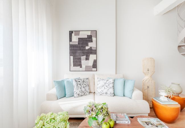 公寓 在 Lucca - 2 Bedrooms Apartment with Elevator in a Smart Location 公寓 在 Lucca - 2 Bedrooms Apartment with Elevator in a Smart Location