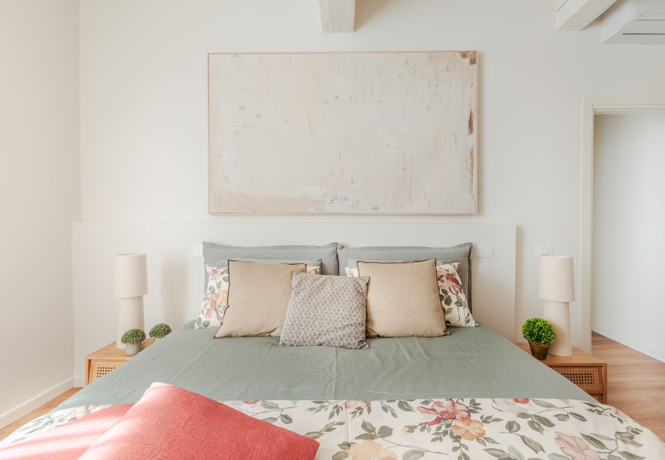 公寓 在 Lucca - 2 Bedrooms Apartment with Elevator in a Smart Location 公寓 在 Lucca - 2 Bedrooms Apartment with Elevator in a Smart Location