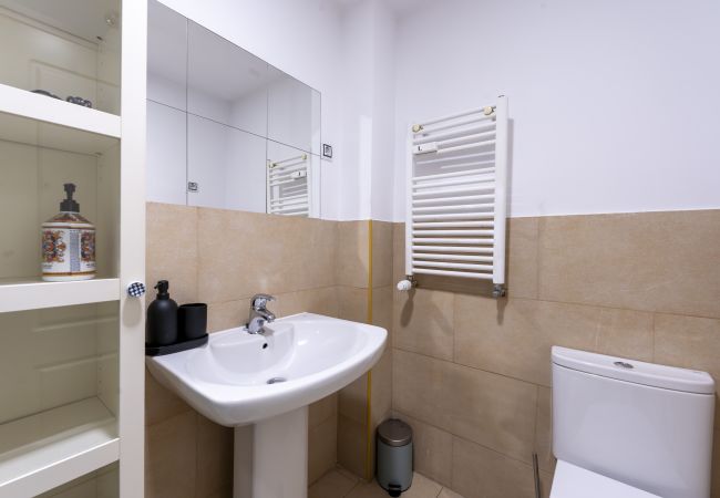 公寓 在 Madrid - Piso de 1 dormitorio y balcón -Alquiler Temporal en Madrid  公寓 在 Madrid - Piso de 1 dormitorio y balcón -Alquiler Temporal en Madrid