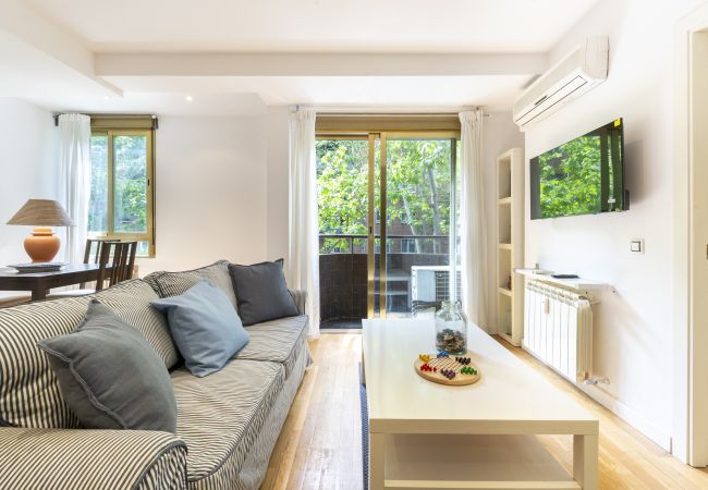  在 Madrid - Piso de 1 dormitorio y balcón -Alquiler mensual en Madrid 