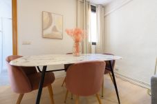 公寓 在 Madrid - Piso de dos dormitorios-Terraza y balcón en Madrid